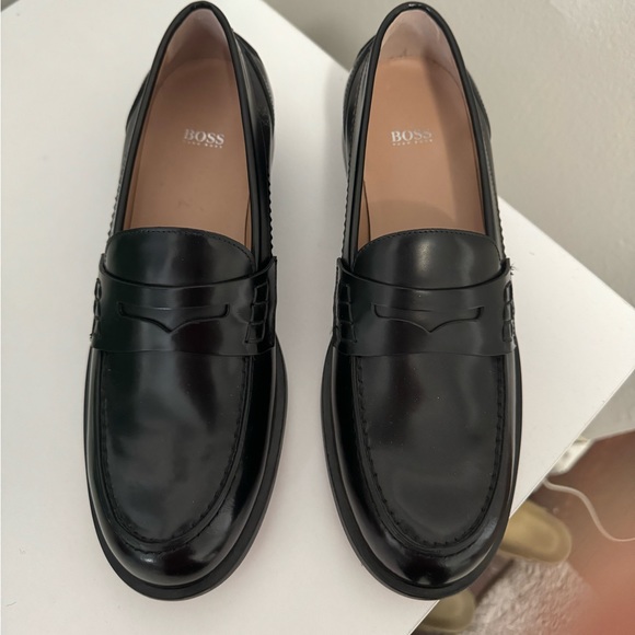 Hugo Boss Like New Black Women’s Loafers size 37 - Picture 2 of 5